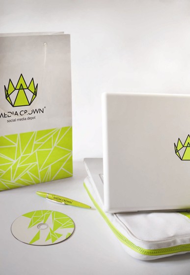 фирменный стиль: mediacrown